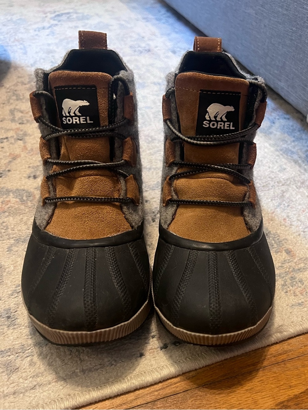 Sorel In and Out Women’s Ankle Boots - Picture 2 of 5